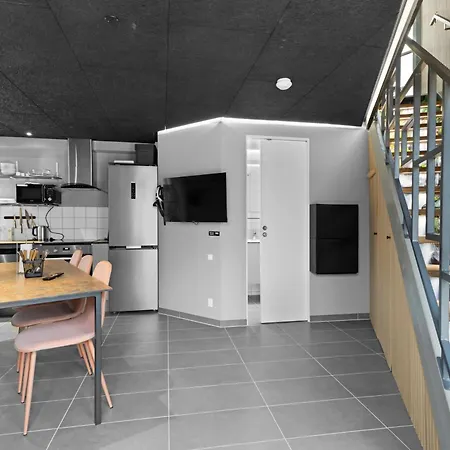 Ξενοδοχείο Funart 14